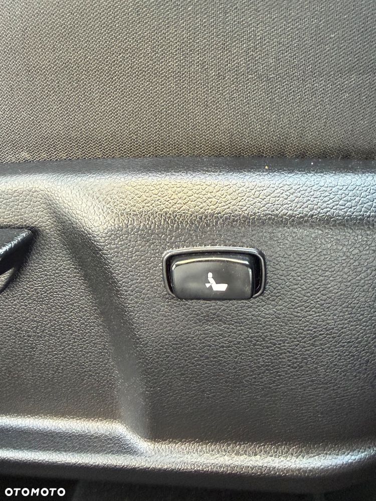 Kia Ceed 1.6 GDI DCT Platinum Edition - 31