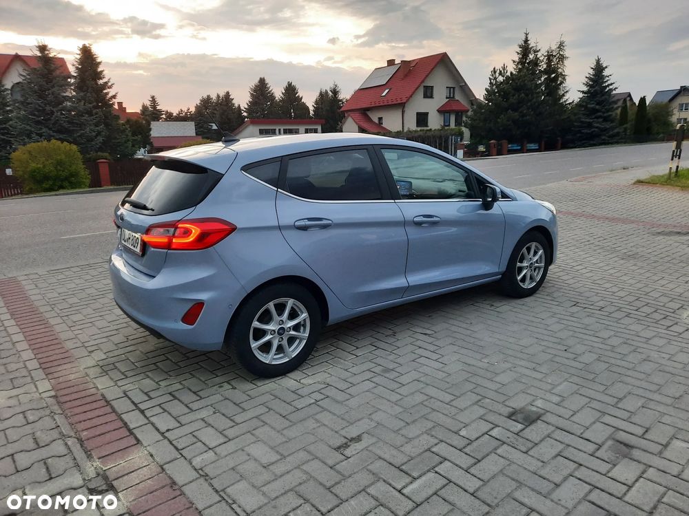 Ford Fiesta 1.0 EcoBoost S&S TITANIUM X - 12