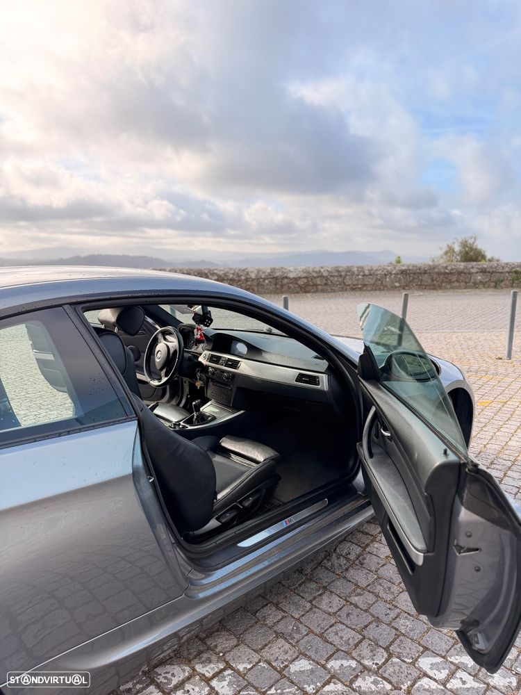 BMW 320 d Coupe - 14