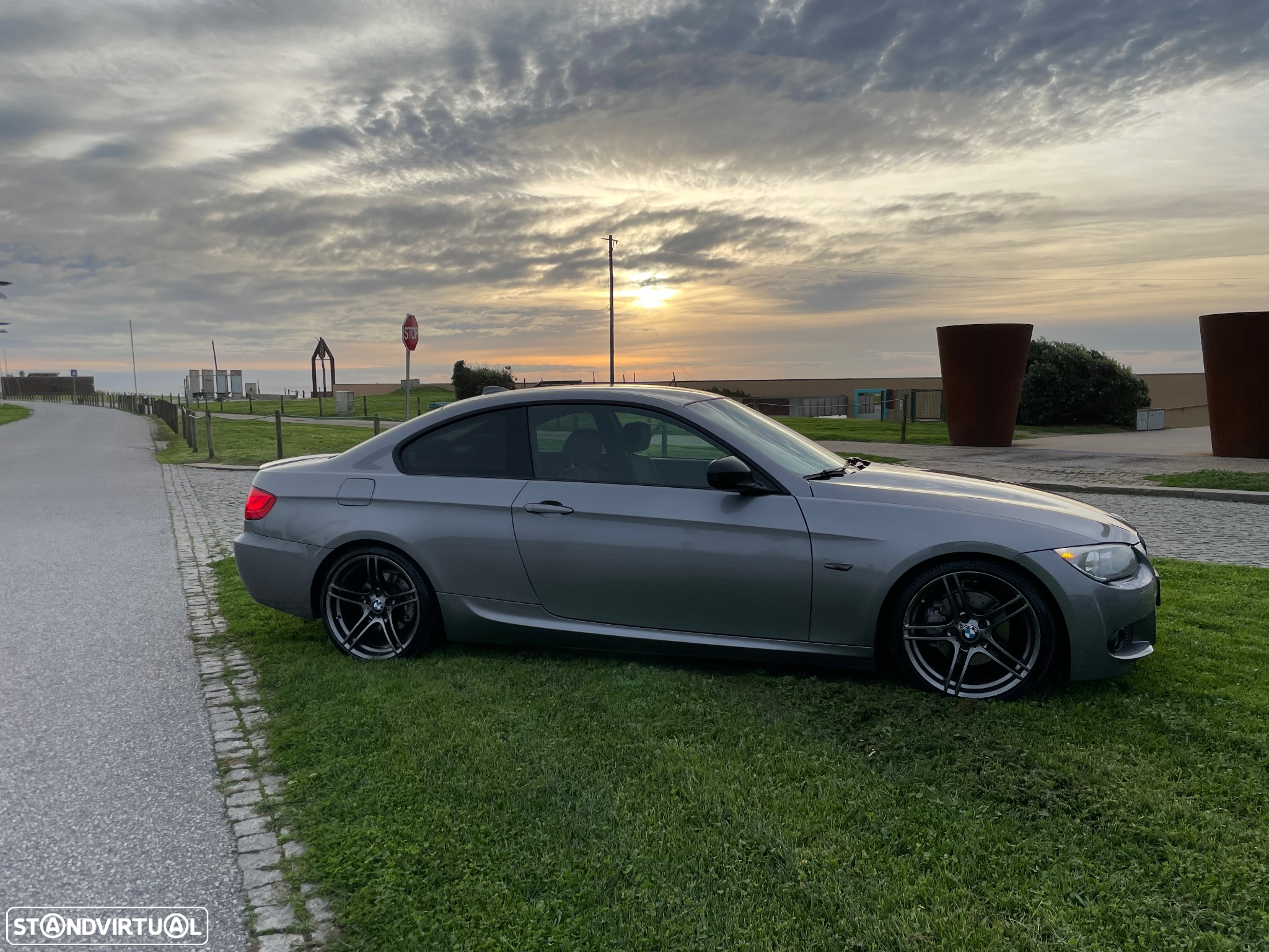 BMW 320 d Coupe Edição M - 8