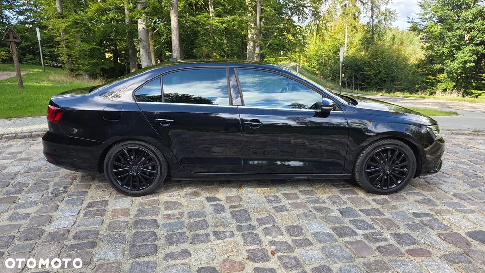 Volkswagen Jetta 1.4 TSI BMT Highline - 9
