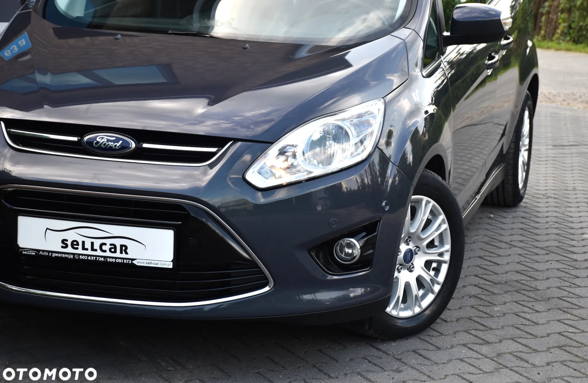 Ford Grand C-MAX 2.0 TDCi Titanium - 32