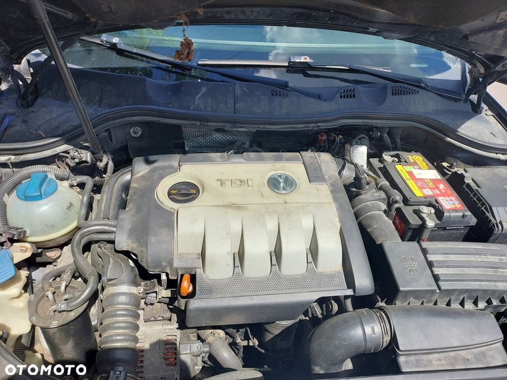 Volkswagen Passat - 5