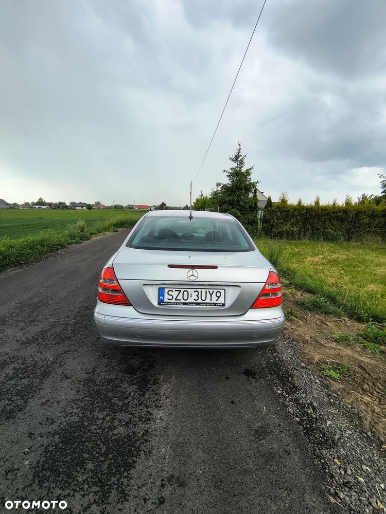 Mercedes-Benz Klasa E - 6