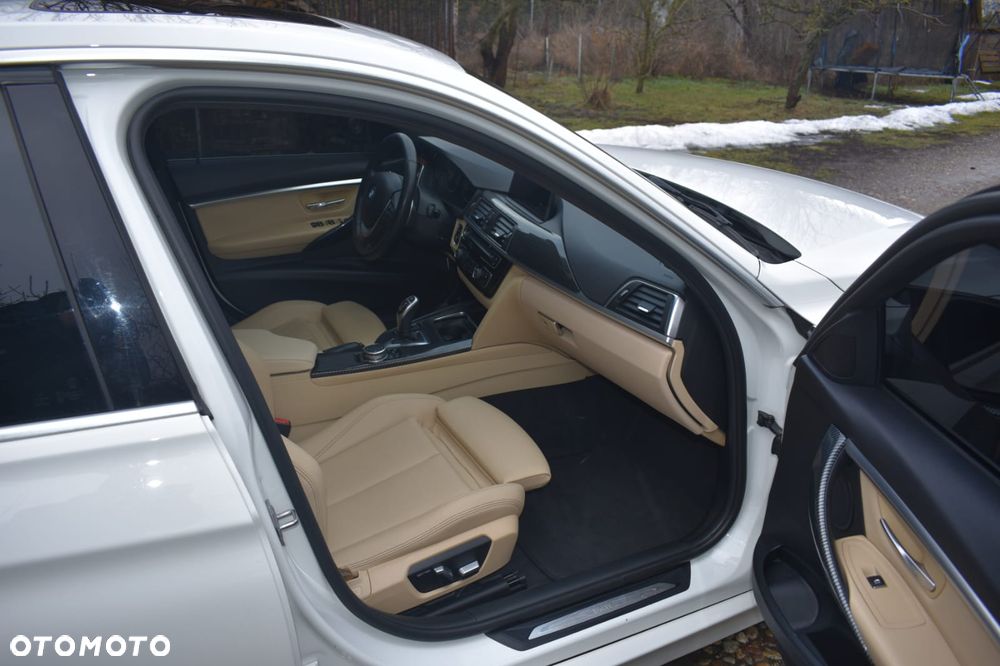 BMW Seria 3 330i Sport Line Shadow - 9