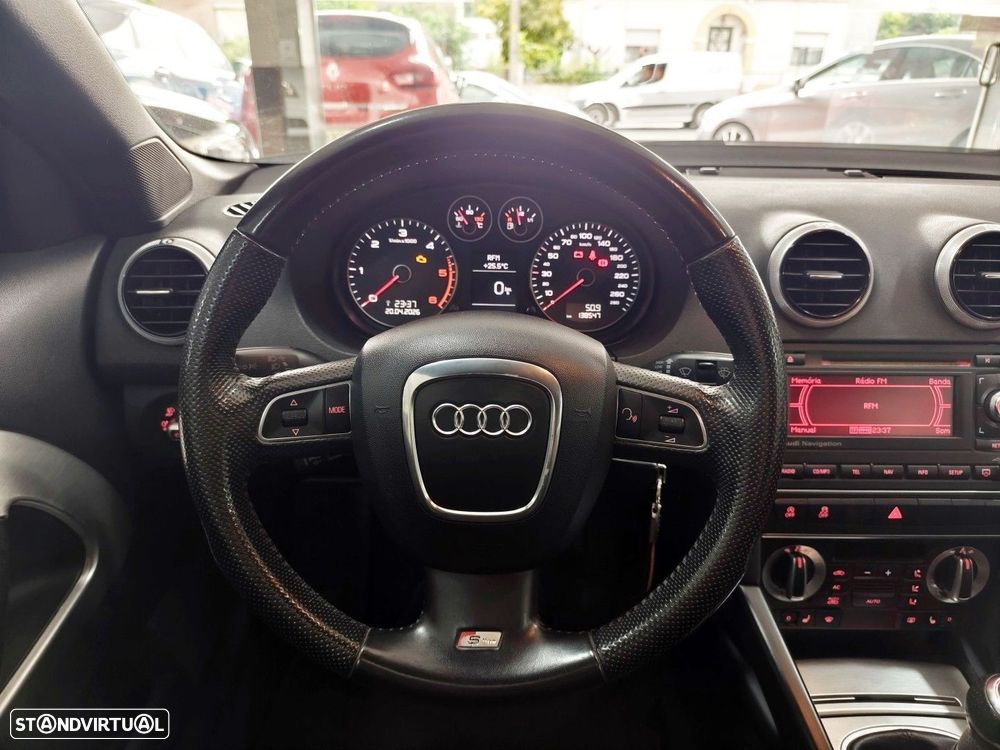 Audi A3 Cabrio 2.0 TDi S-line - 18