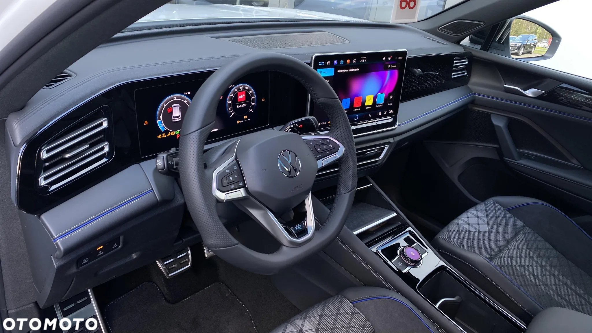 Volkswagen Tiguan 2.0 TDI 4Mot R-Line Plus DSG - 22