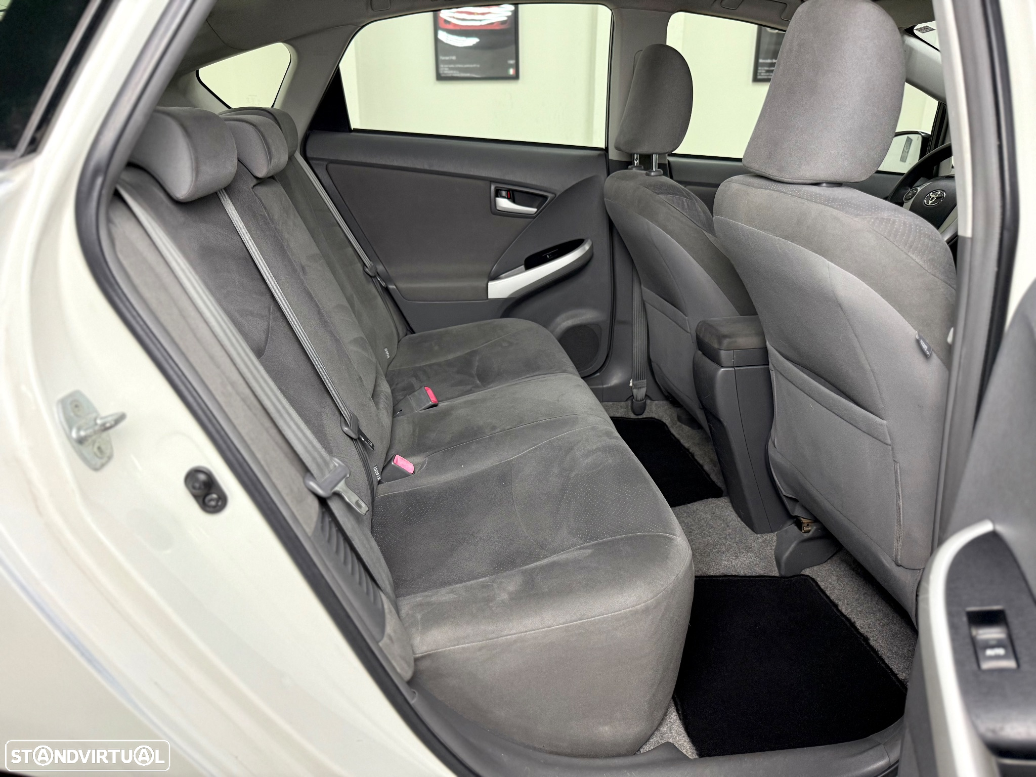 Toyota Prius 1.8 - 17