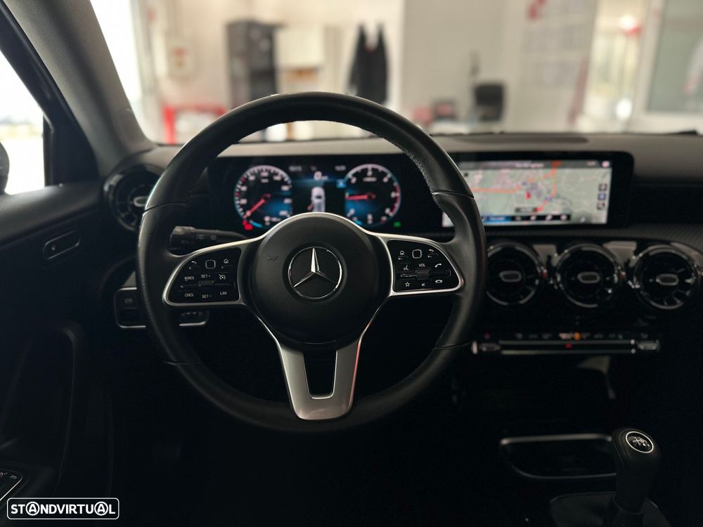 Mercedes-Benz A 180 d Style Plus - 33