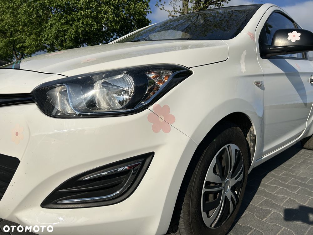 Hyundai i20 - 14