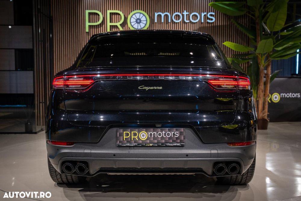 Porsche Cayenne Coupe - 12