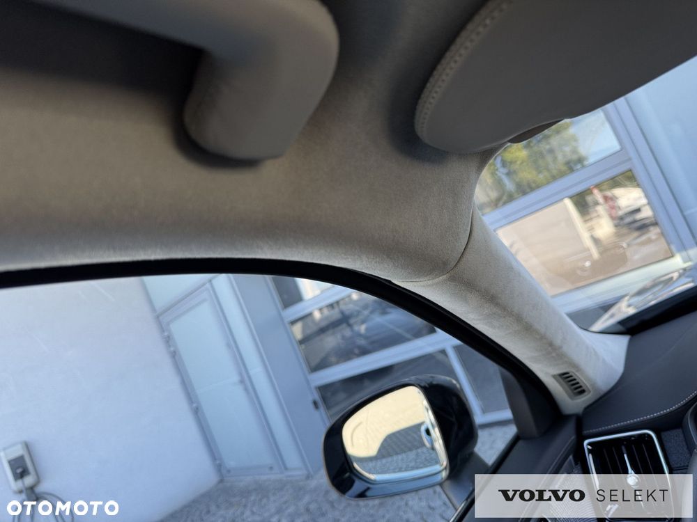 Volvo XC 90 - 21