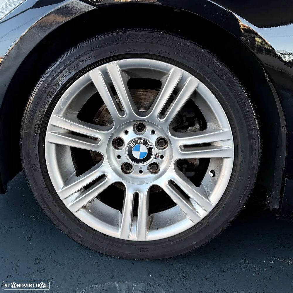 BMW 320 d Pack M - 14