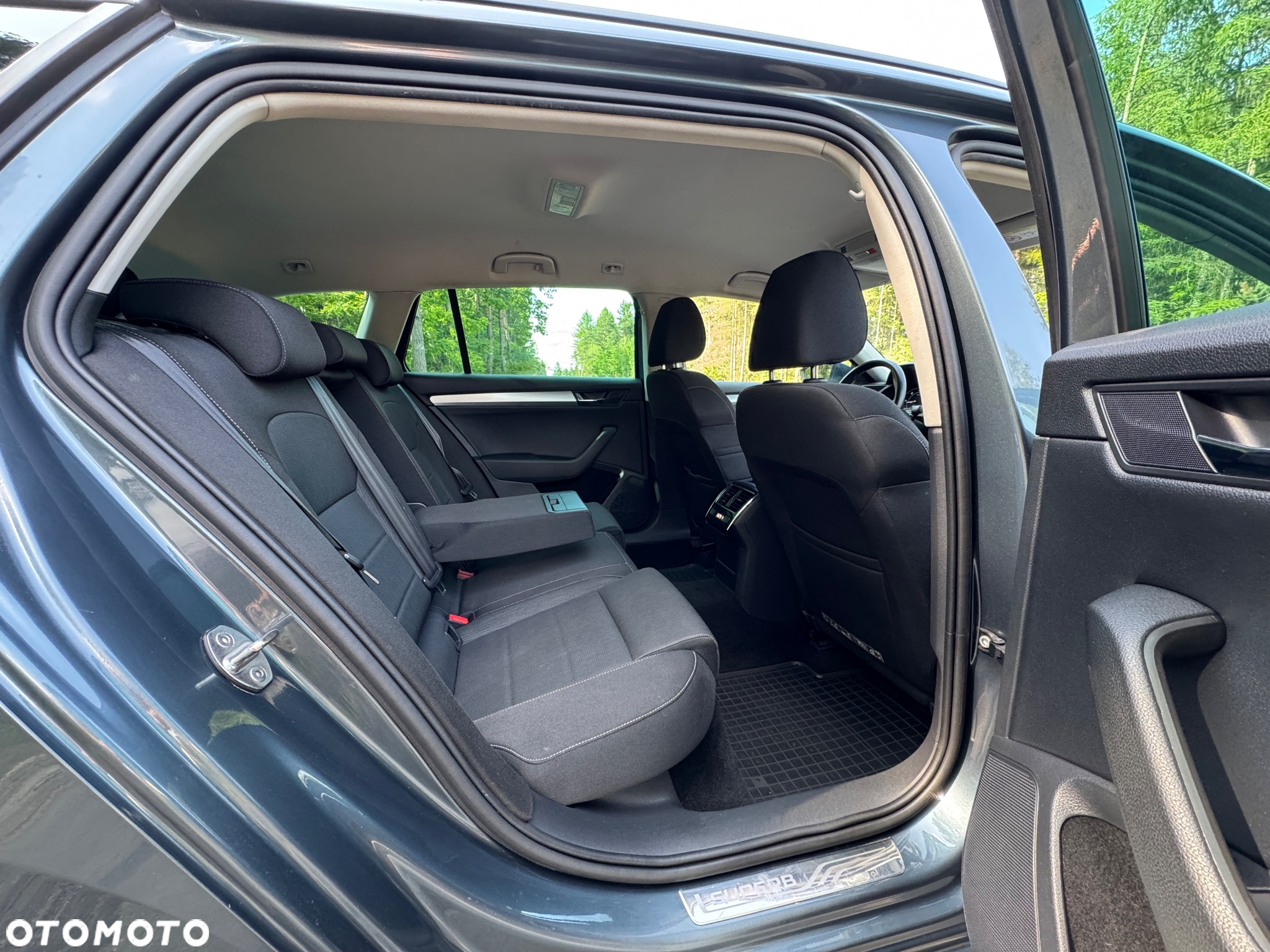 Skoda Superb 2.0 TDI Style - 24
