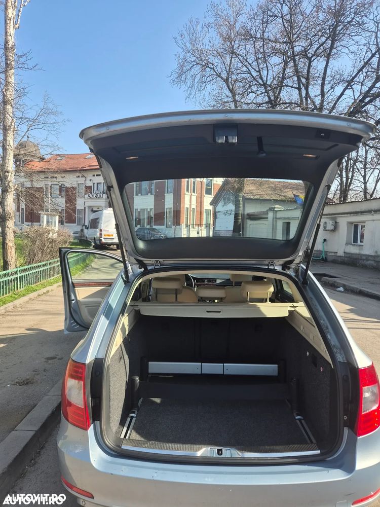 Skoda Superb 2.0 TSI Elegance DSG - 9
