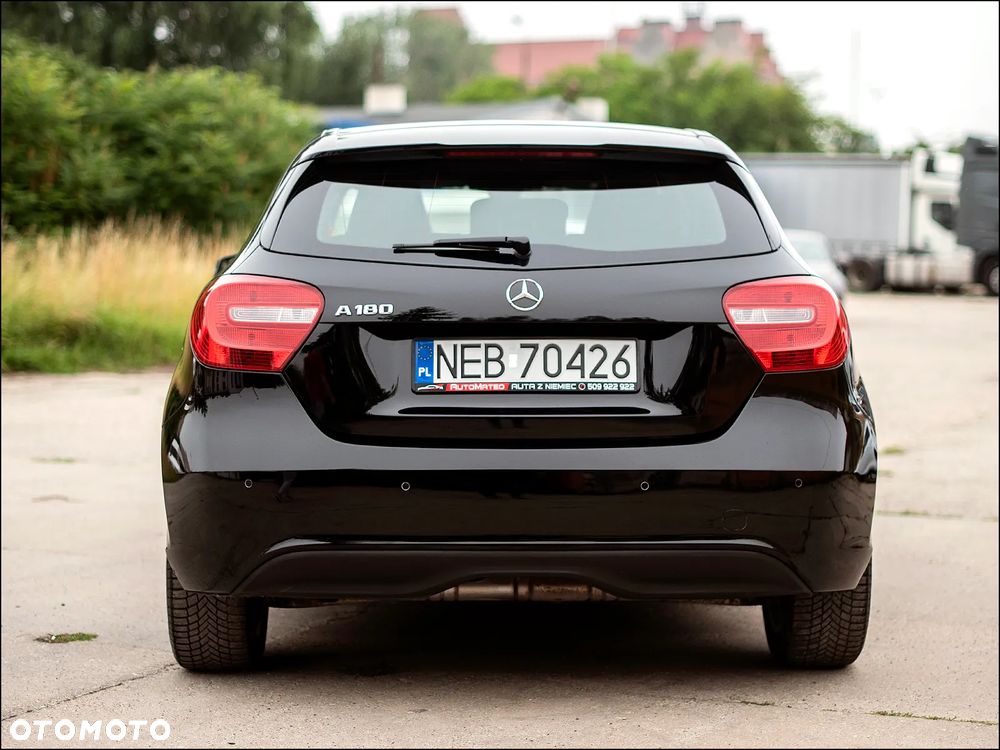 Mercedes-Benz Klasa A 180 (BlueEFFICIENCY) Urban - 8