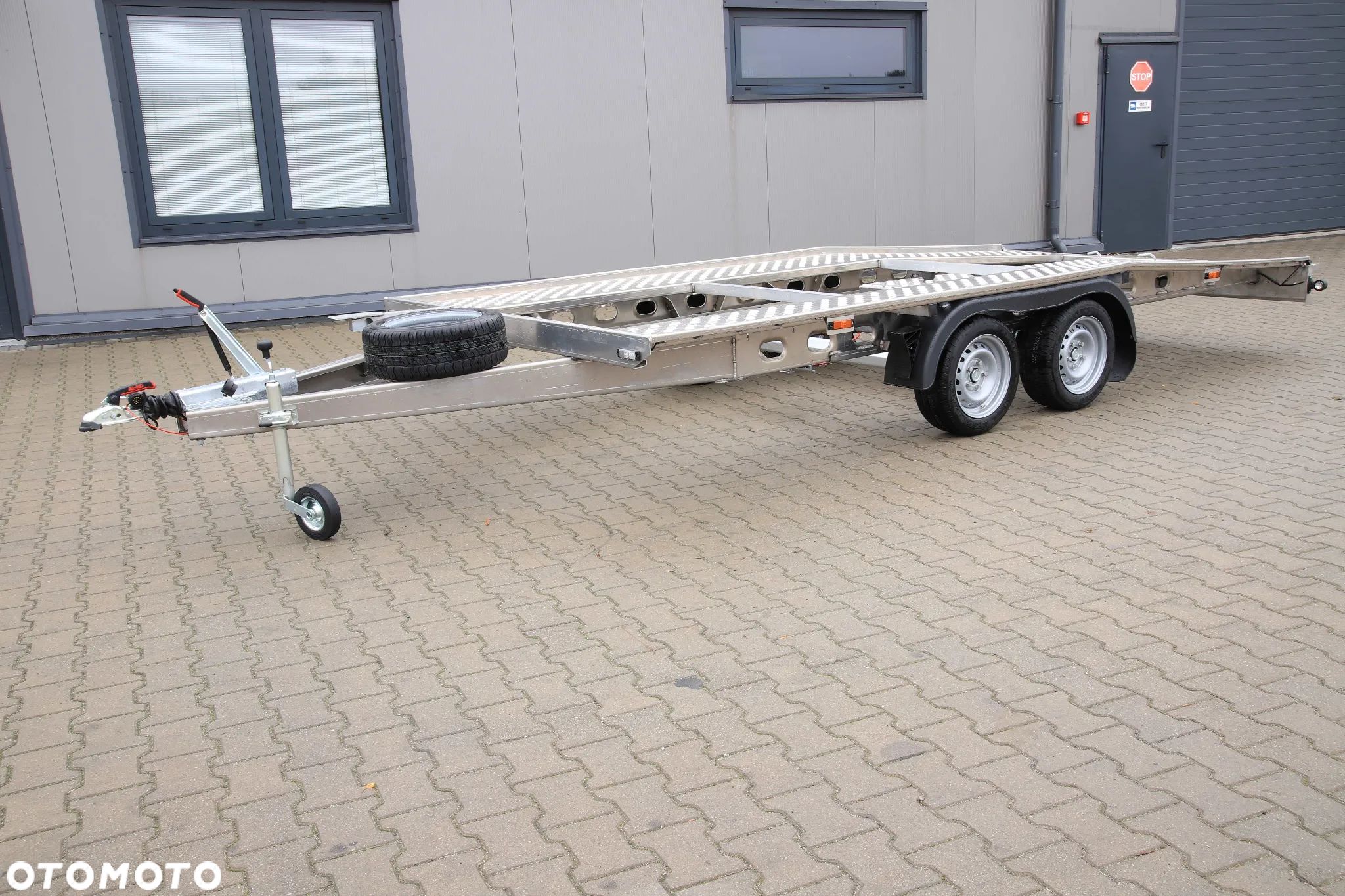 Inny Gala Taurus 4.5x2.05  Full aluminium 420 kg Koła 195R13C - 1