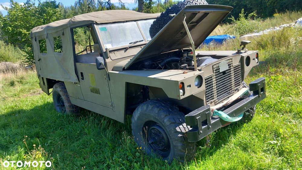 Land Rover Defender - 10
