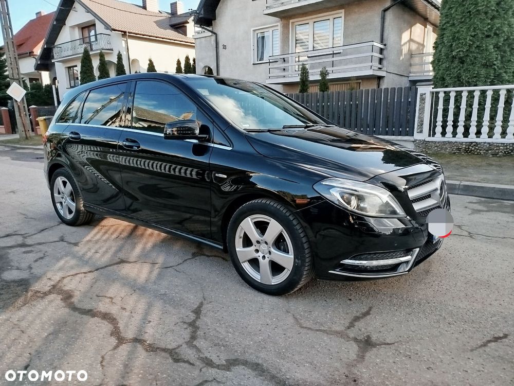Mercedes-Benz Klasa B 200 CDI (BlueEFFICIENCY) - 2