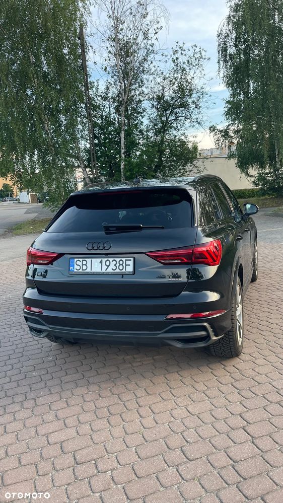 Audi Q3 40 TFSI Quattro S tronic - 4