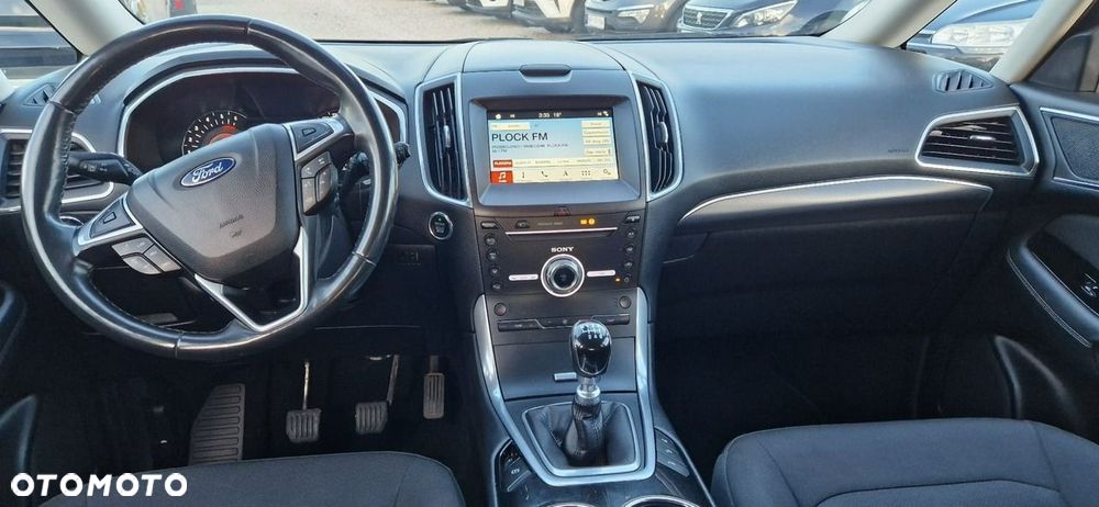 Ford Galaxy - 25
