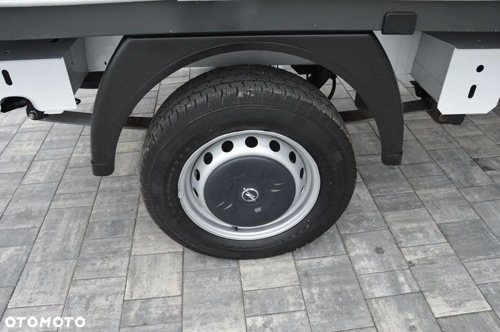 Opel Movano - 38