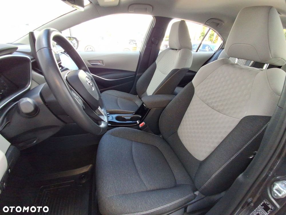 Toyota Corolla 1.8 Hybrid Comfort - 14