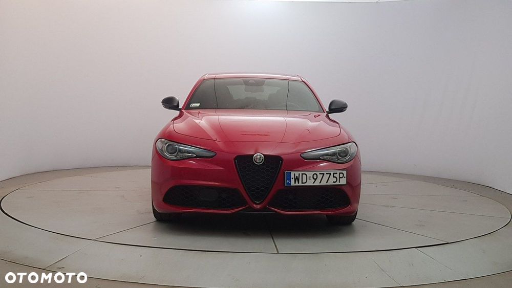 Alfa Romeo Giulia - 2