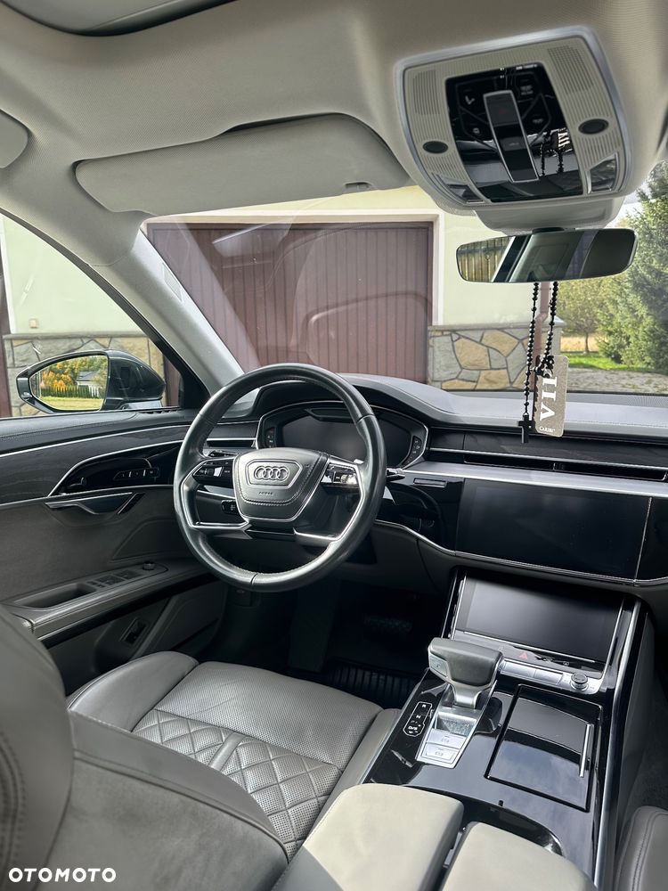 Audi A8 - 13