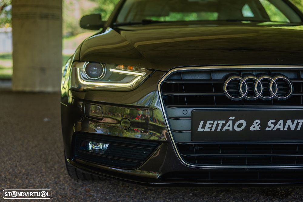 Audi A4 2.0 TDI multitronic Business Line Sport - 4
