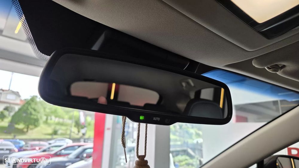 Lexus NX 300h Executive - 54