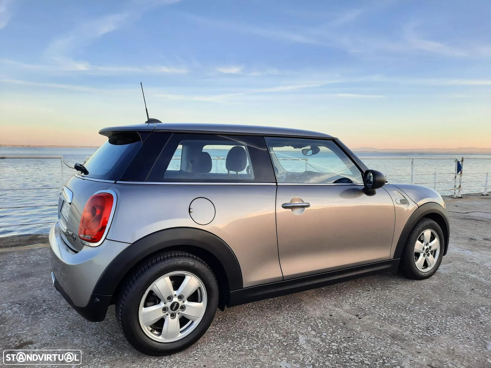 MINI 3 Portas One D - 2