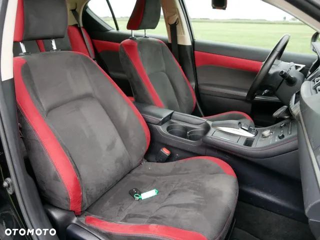 Lexus CT 200h Limited Edition - 17