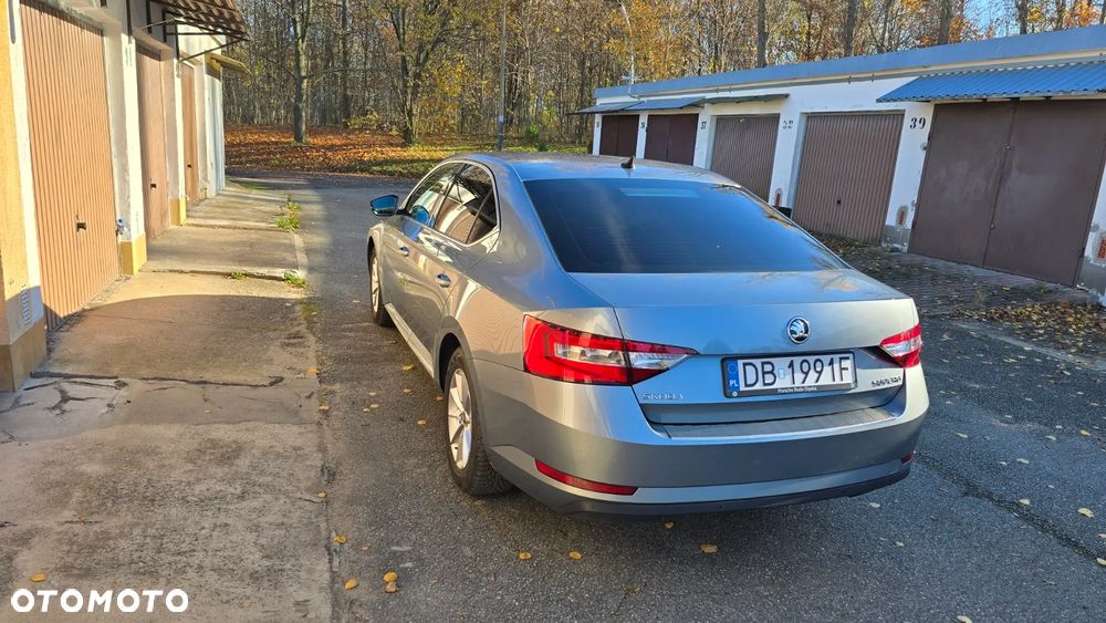 Skoda Superb 1.4 TSI ACT Ambition - 7