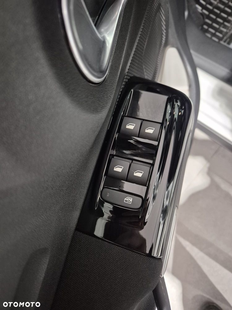 Citroën C3 1.2 PureTech Shine - 15