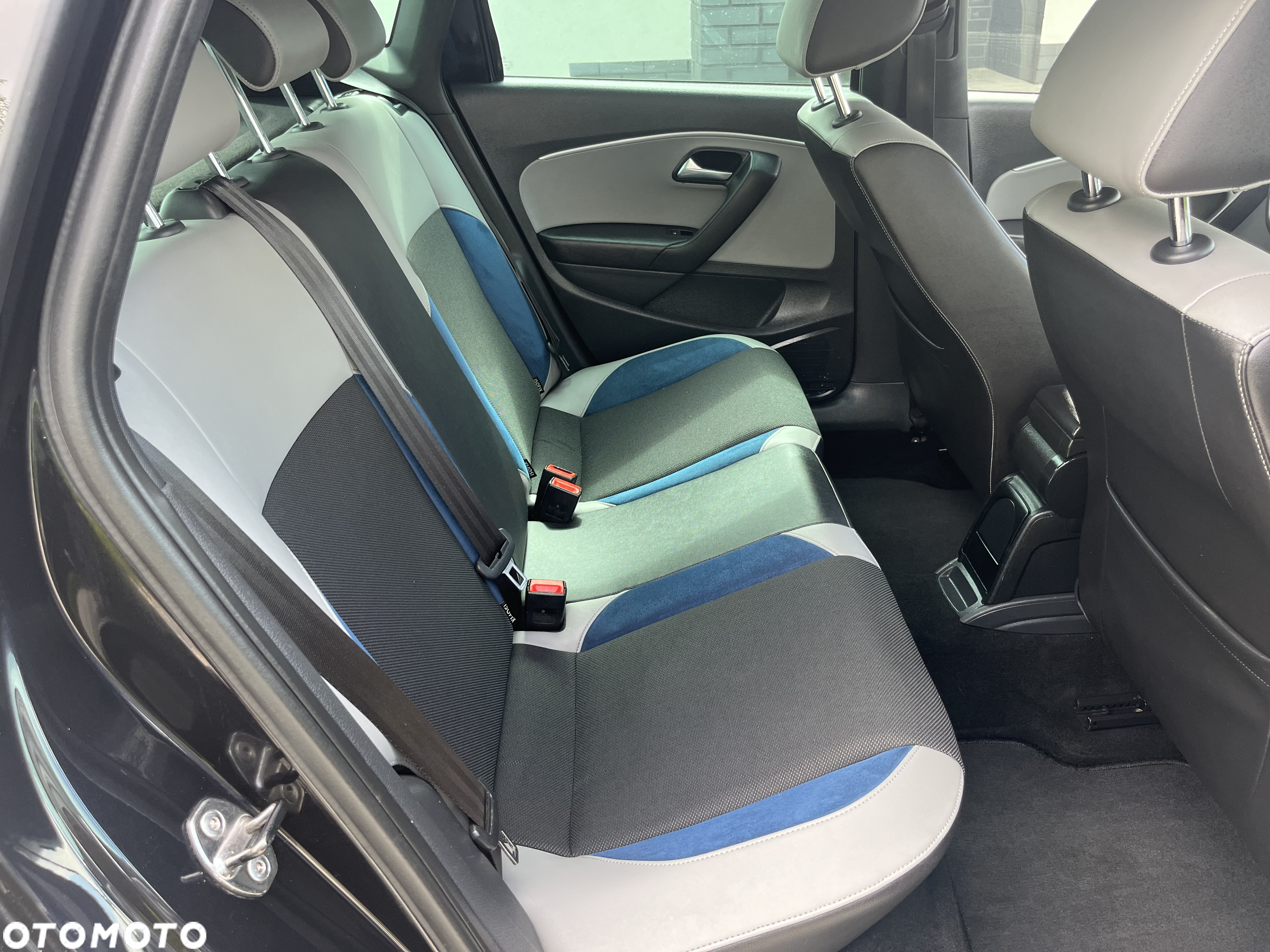 Volkswagen Polo 1.4 TSI ACT DSG BlueGT - 15