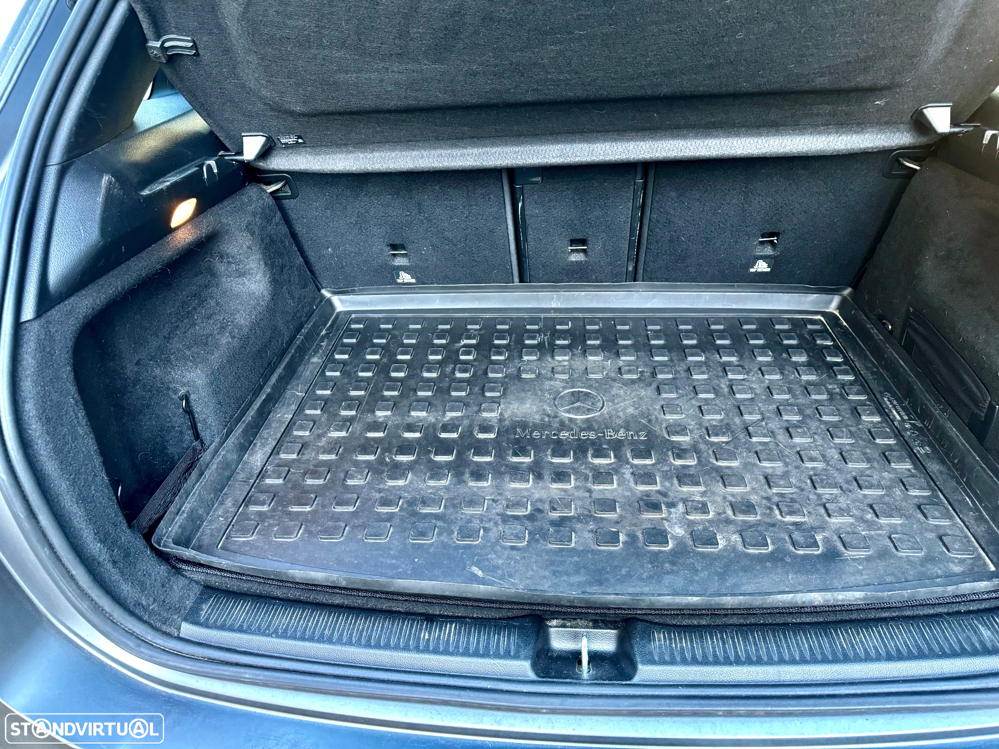Mercedes-Benz B 180 d 7G-DCT AMG Line - 27