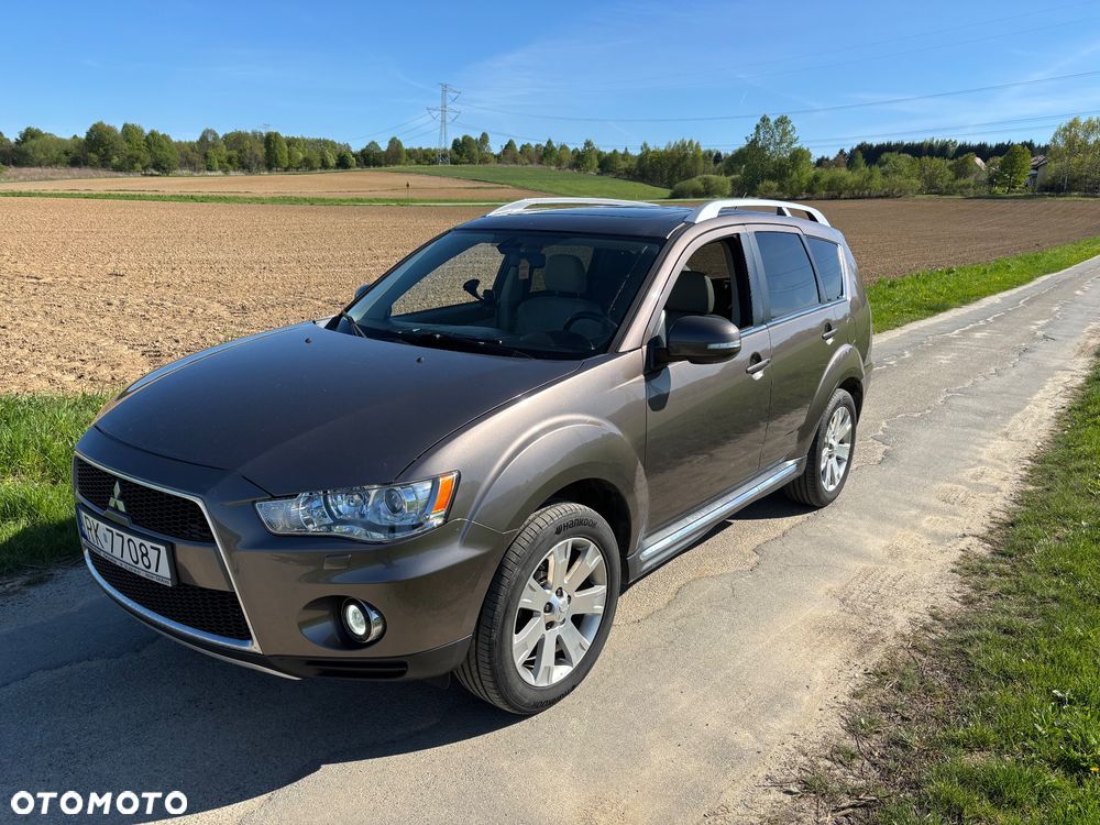 Mitsubishi Outlander 2.0 DID Instyle - 2