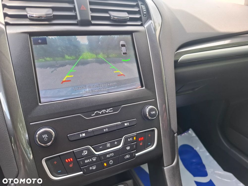 Ford Mondeo SW - 18