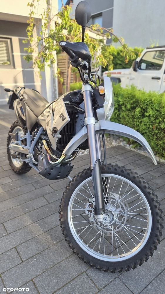 KTM LC - 21
