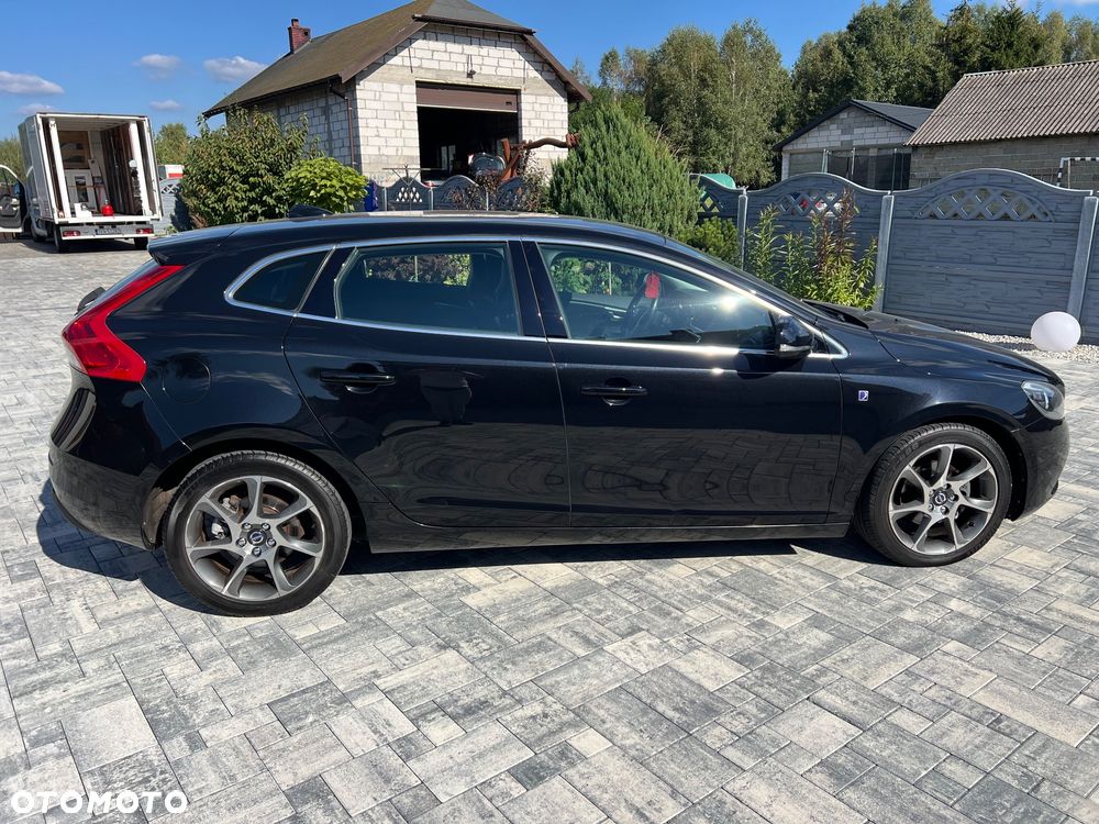 Volvo V40 D2 Ocean Race - 6