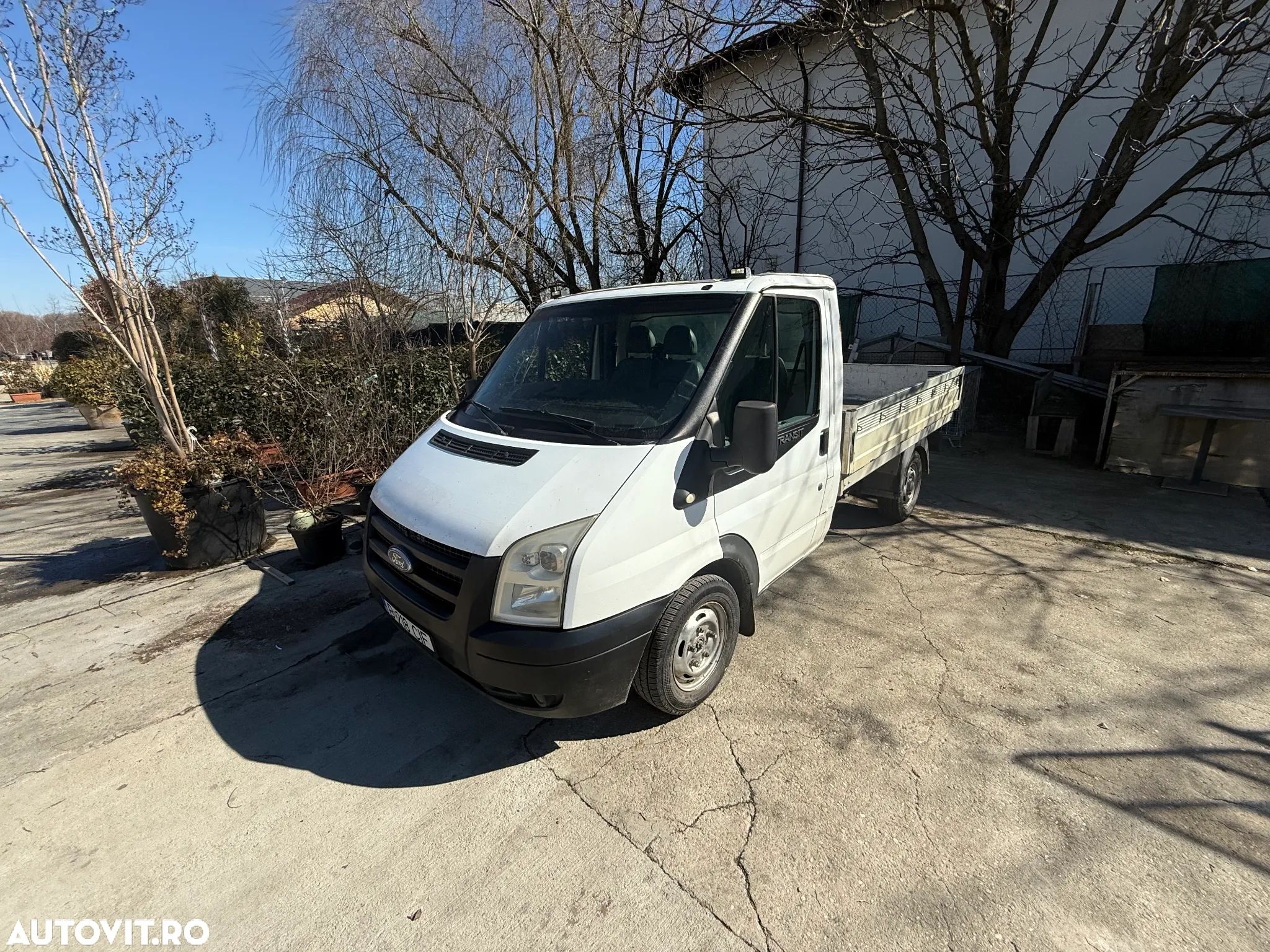 Ford Transit - 1