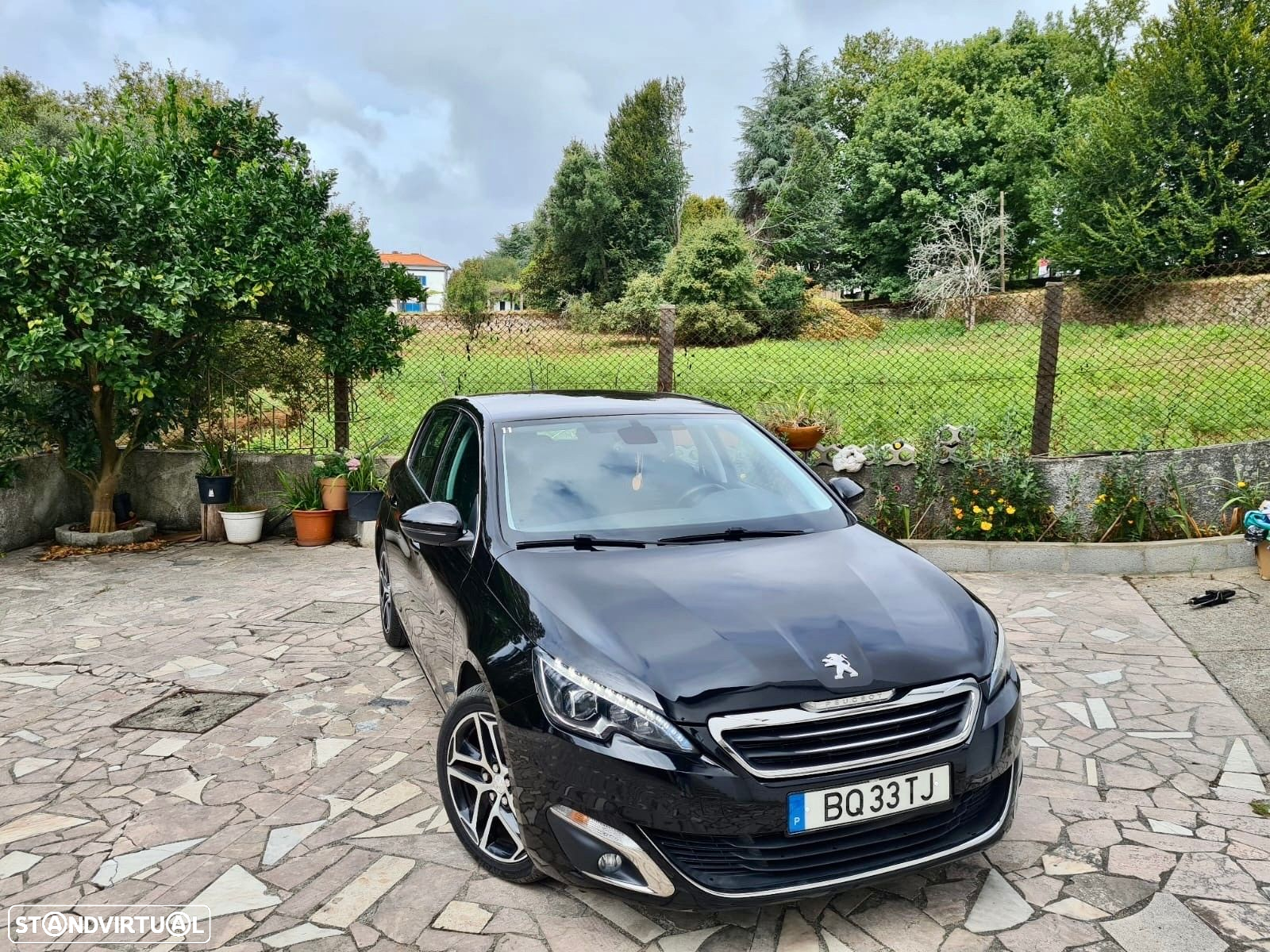 Peugeot 308 1.2 PureTech Allure J17 - 2