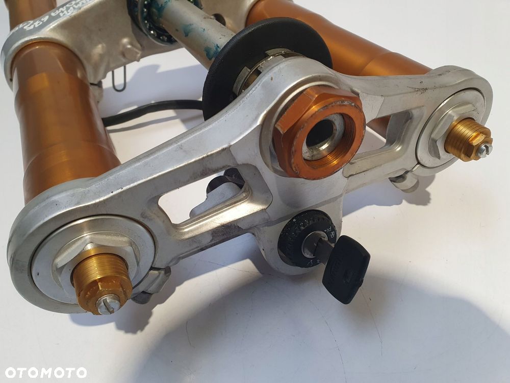 PRZEDNIE LAGI TRIUMPH DAYTONA 675 06-12 zawieszenie przód półka półki laga - 6