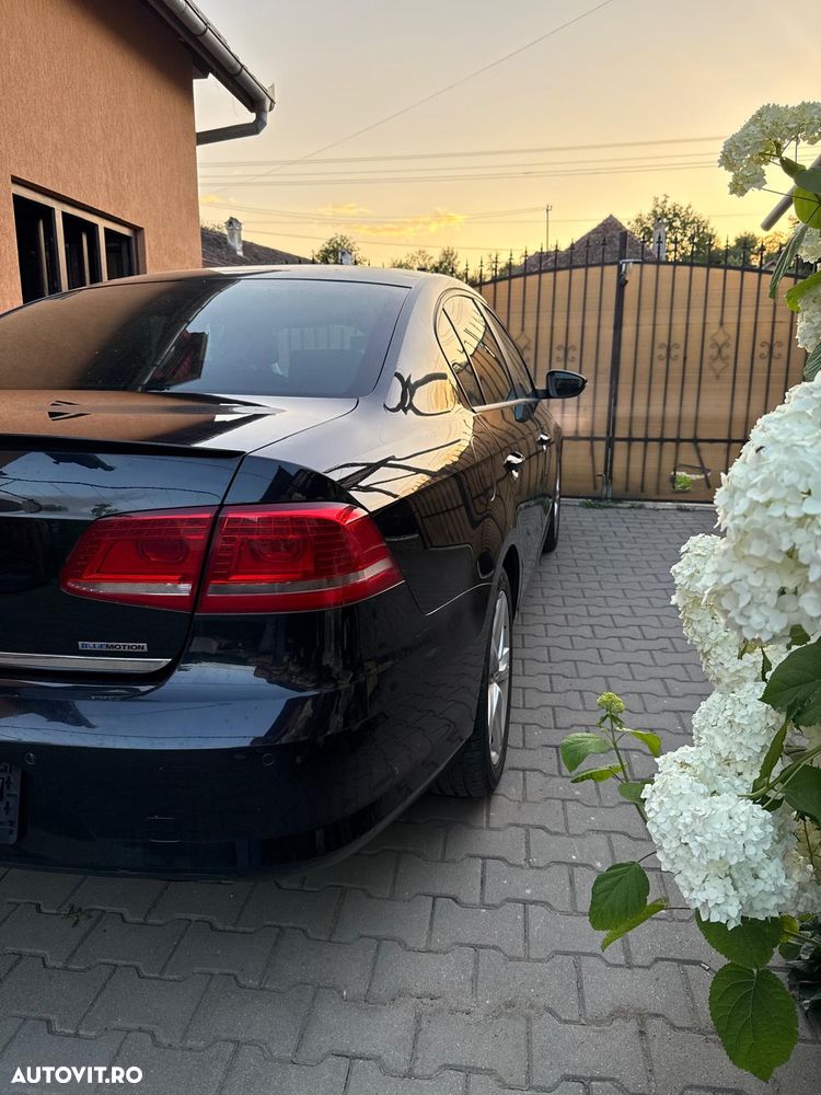 Volkswagen Passat - 5