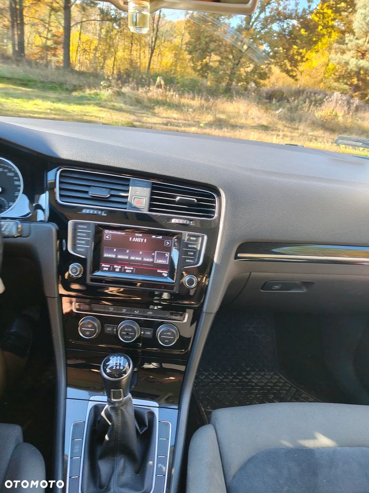 Volkswagen Golf - 4
