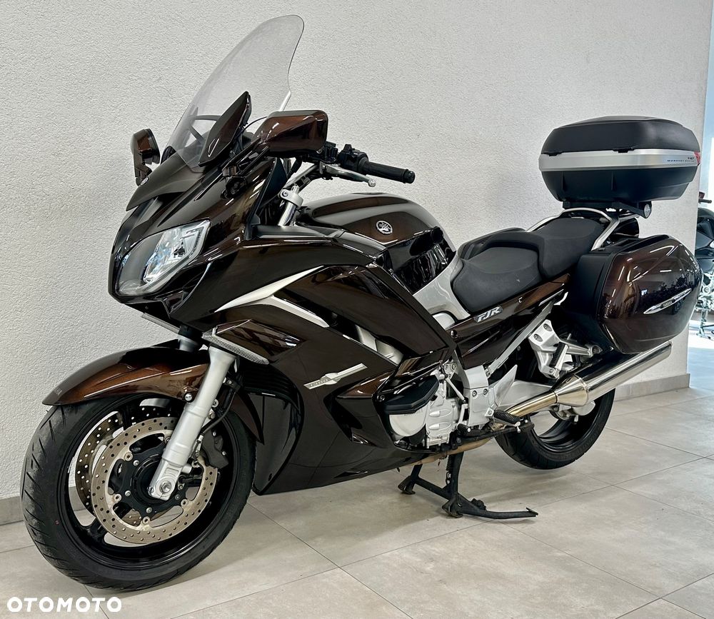 Yamaha FJR - 2