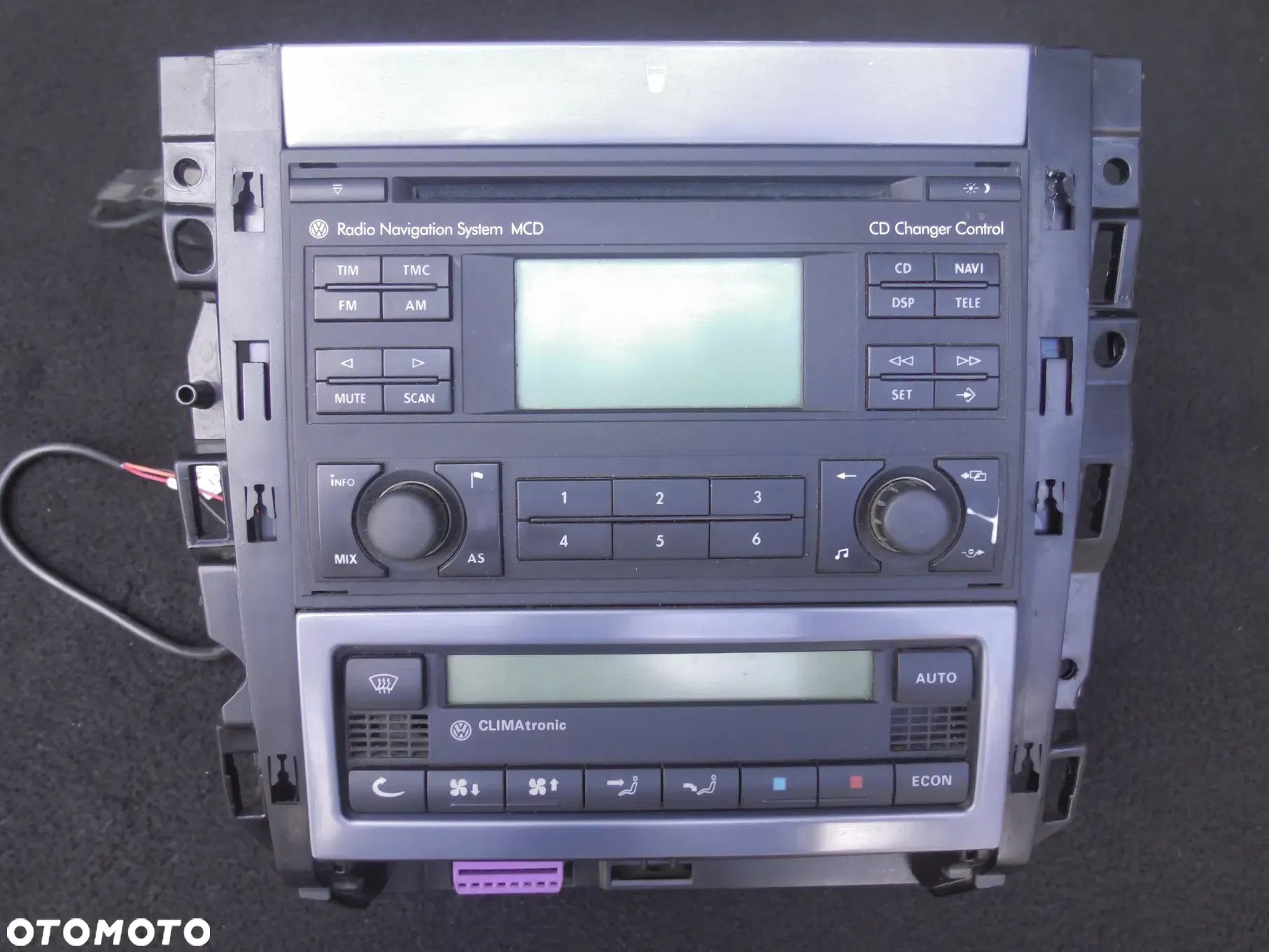 VW GOLF IV RADIO NAVIGATION SYSTEM MCD KONSOLA RAMKA PANEL STEROWANIA KLIMATYZACJI NAWIEWU WTYCZKI INSTALACJA - 1
