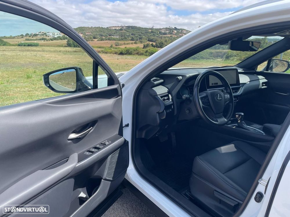 Lexus UX 250h Sport (Ecrã 12.3) - 10