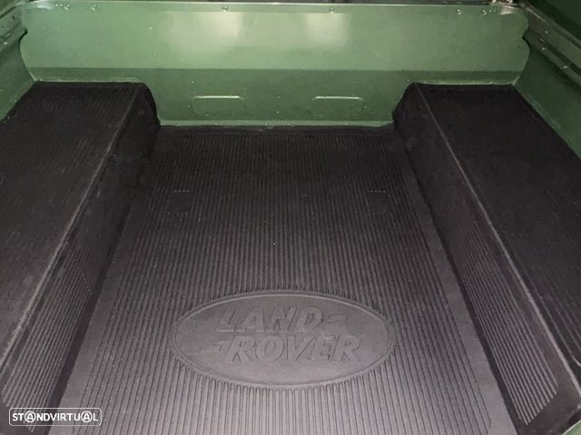 Land Rover Defender 90 2.5 TD5 Metal Top - 51